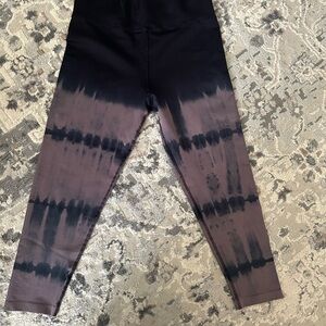 Offline by Aerie tie-dye leggings
